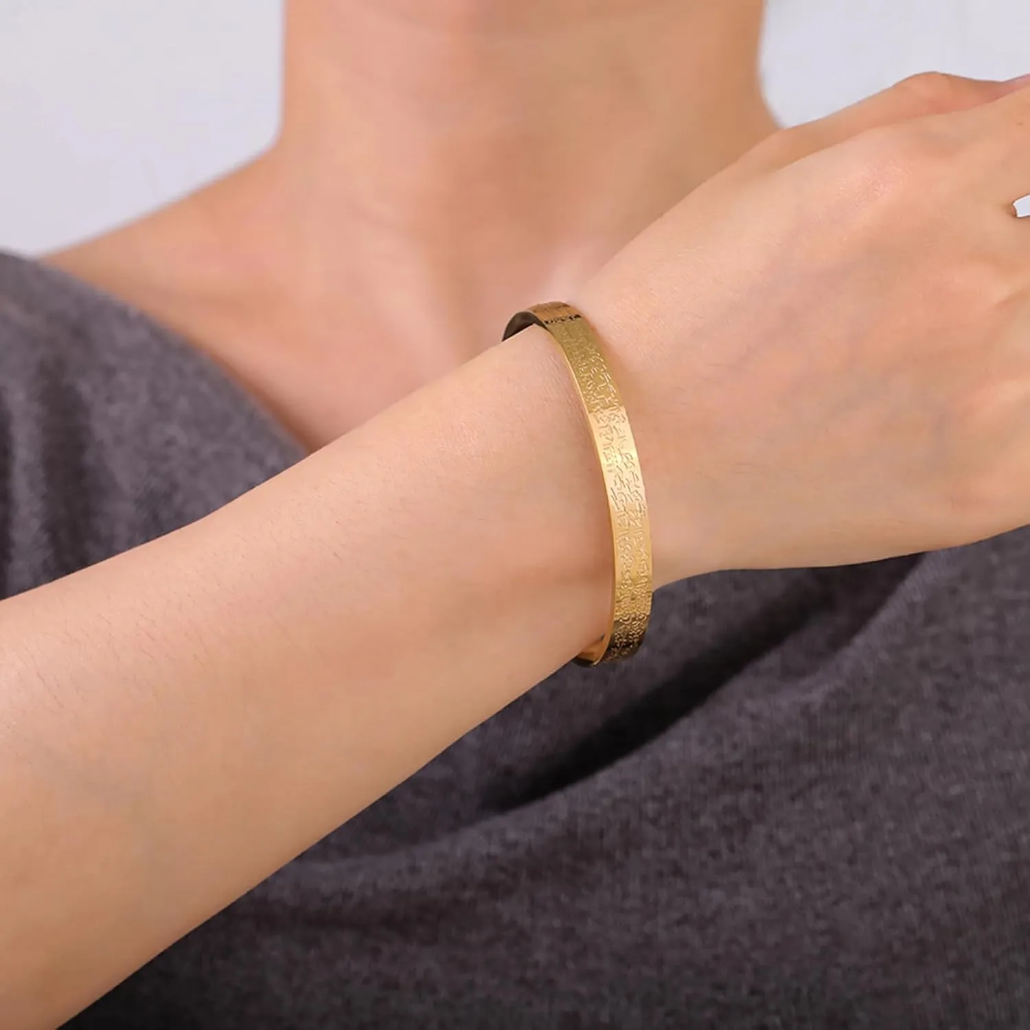 VASSAGO Ayatul Kursi Bracelet for Women Men Muslim Quran Allah Openable Bangles Arabic Calligraphy Cuff Bracelet Islam Eid Islamic Jewelry Gifts