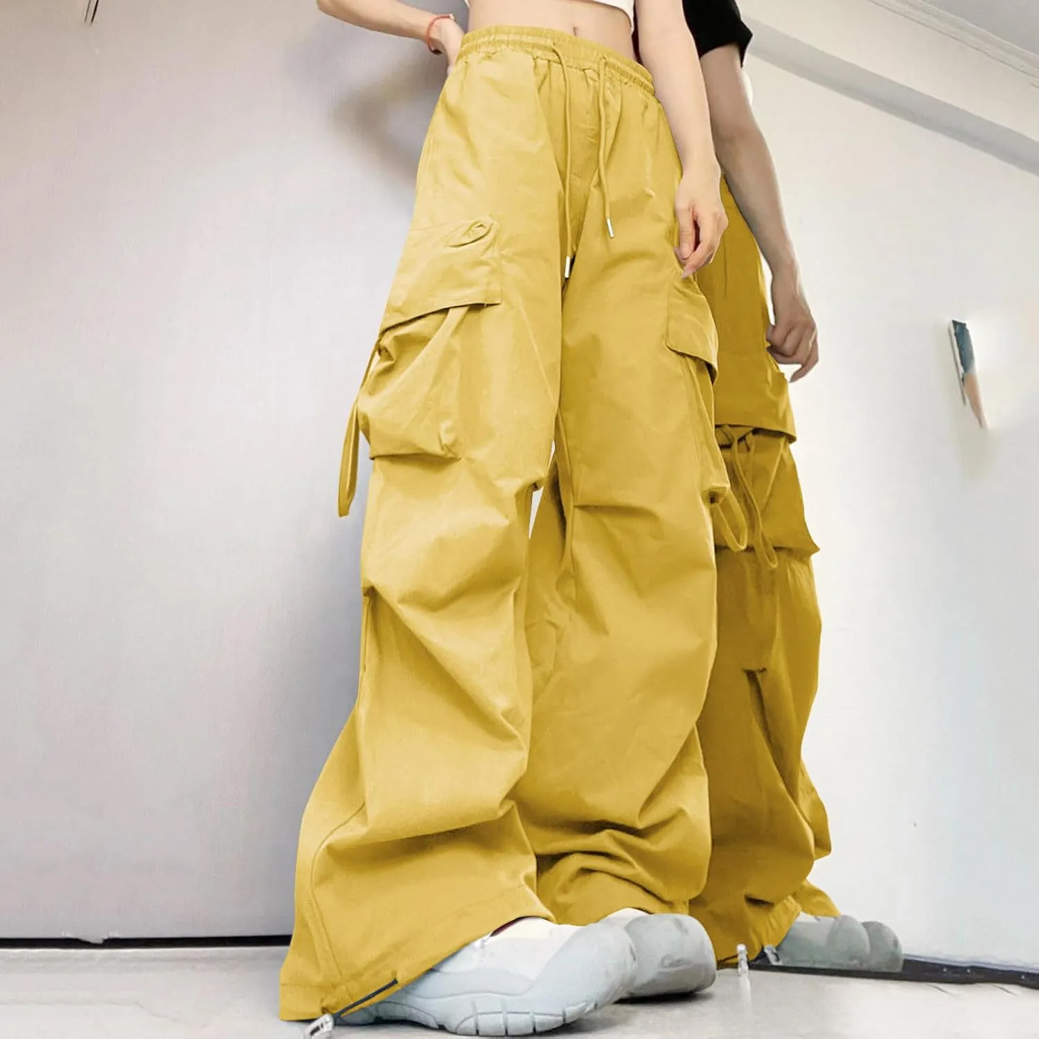 Women's Wide Leg Cargo Pants Y2k Baggy Parachute Pants Drawstring High Elastic Trousers with Pockets(Plus Size)